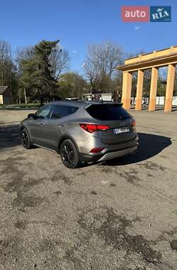 Внедорожник / Кроссовер Hyundai Santa FE 2016 в Ивано-Франковске