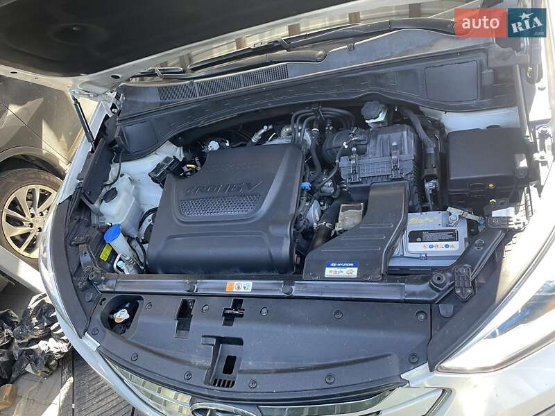 Позашляховик / Кросовер Hyundai Santa FE 2014 в Борисполі