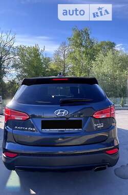 Позашляховик / Кросовер Hyundai Santa FE 2015 в Івано-Франківську