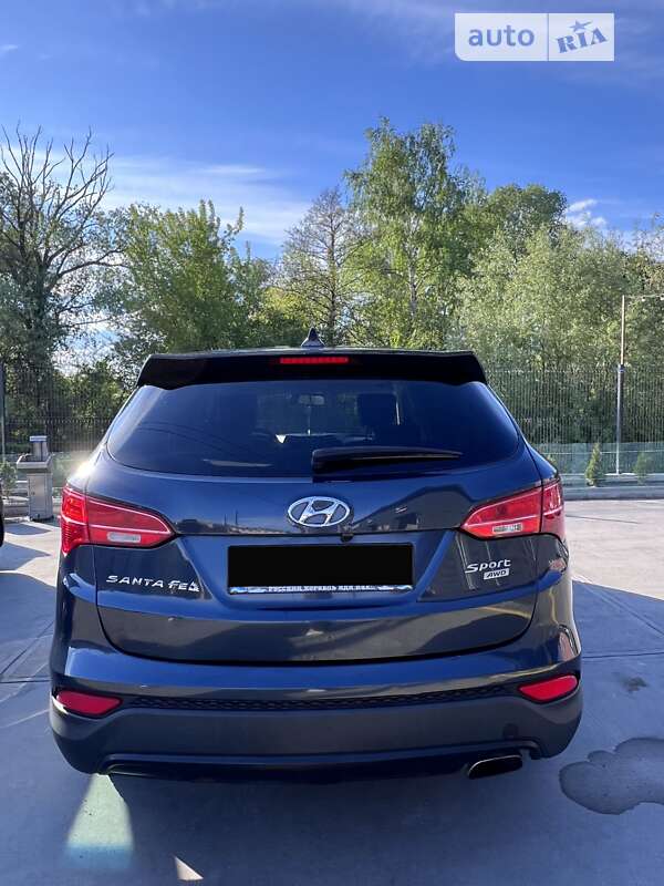 Позашляховик / Кросовер Hyundai Santa FE 2015 в Івано-Франківську