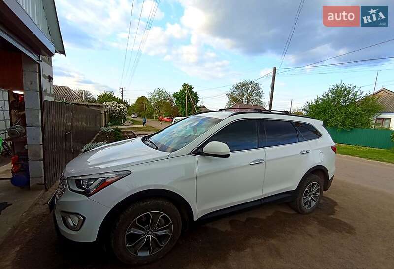 Внедорожник / Кроссовер Hyundai Santa FE 2013 в Николаеве
