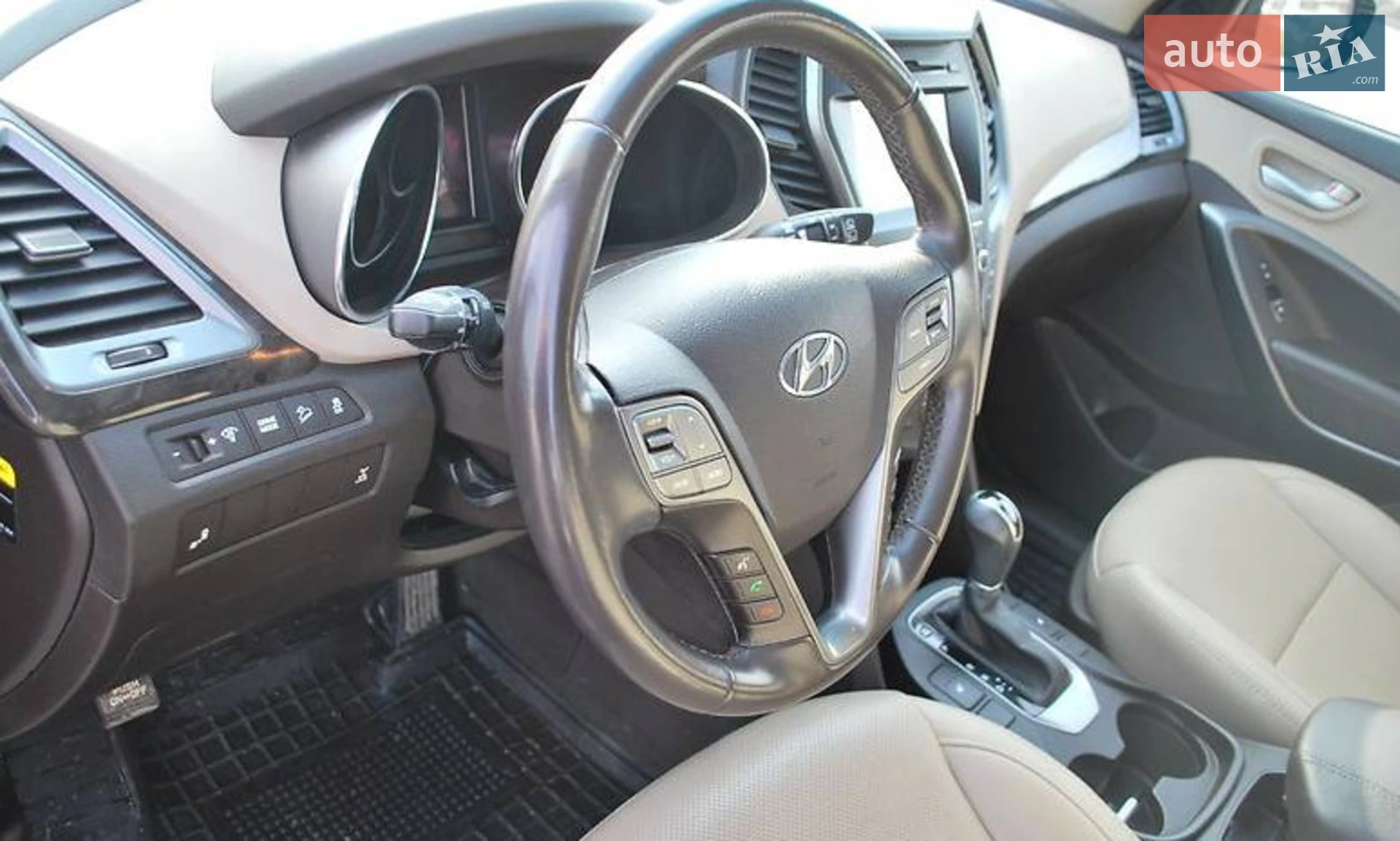 2017 Hyundai Santa Fe - мініатюра 12