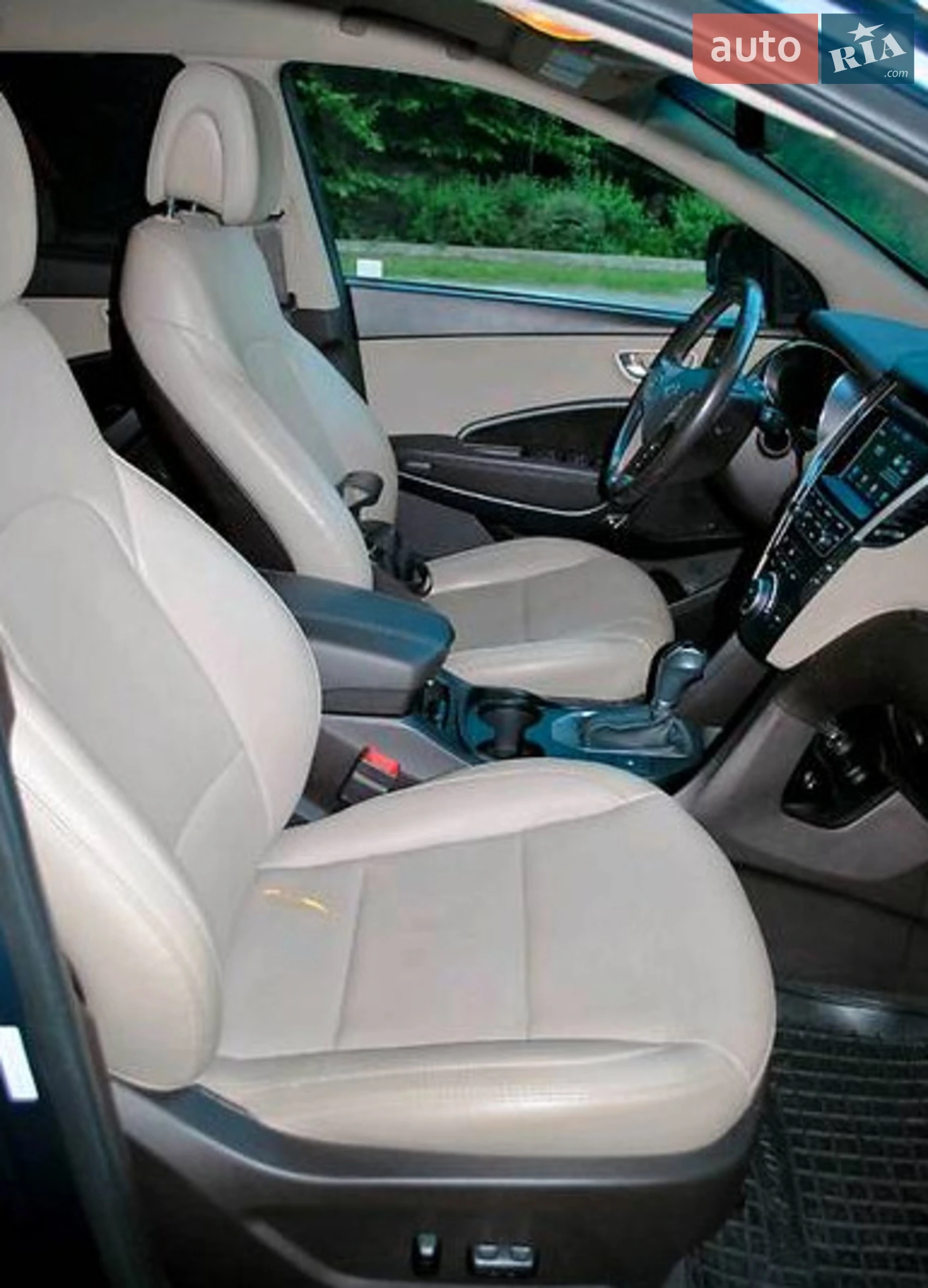 2017 Hyundai Santa Fe - мініатюра 14