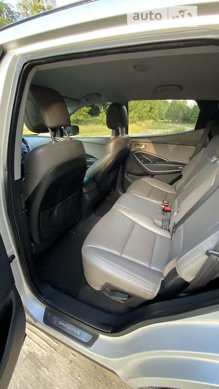 Внедорожник / Кроссовер Hyundai Santa FE 2012 в Богуславе фото 9 Внедорожник / Кроссовер Hyundai Santa FE 2012 в Богуславе