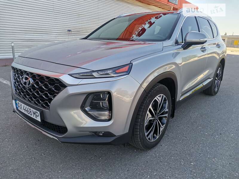 Внедорожник / Кроссовер Hyundai Santa FE 2020 в Полтаве