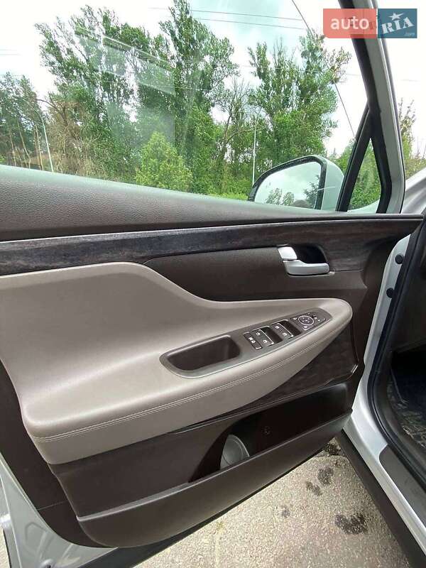 Позашляховик / Кросовер Hyundai Santa FE 2018 в Харкові фото 6 Позашляховик / Кросовер Hyundai Santa FE 2018 в Харкові