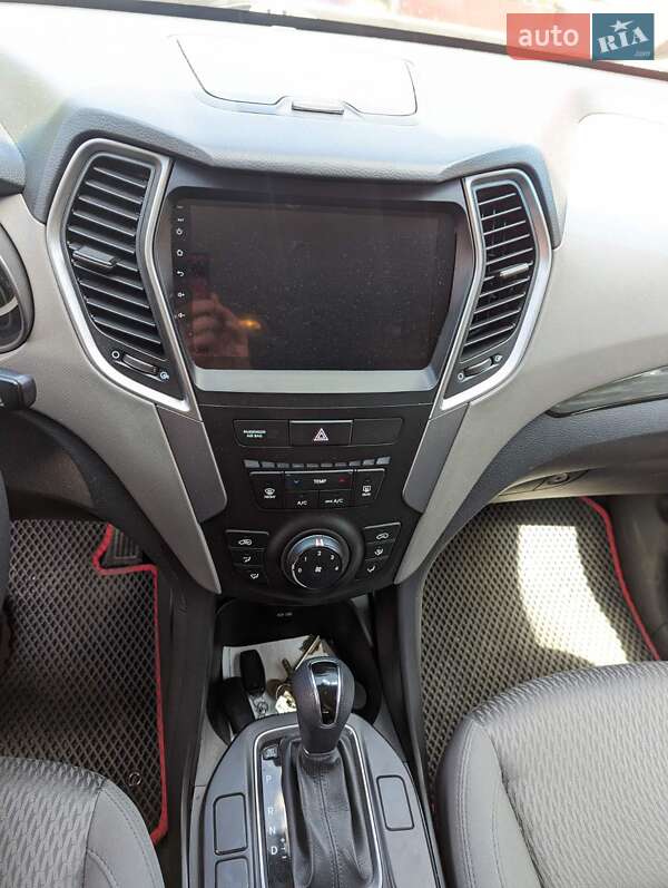 Позашляховик / Кросовер Hyundai Santa FE 2013 в Львові фото 2 Позашляховик / Кросовер Hyundai Santa FE 2013 в Львові