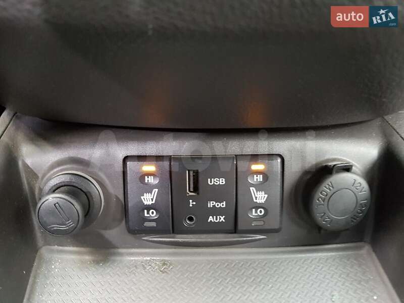 Внедорожник / Кроссовер Hyundai Santa FE 2010 в Сумах