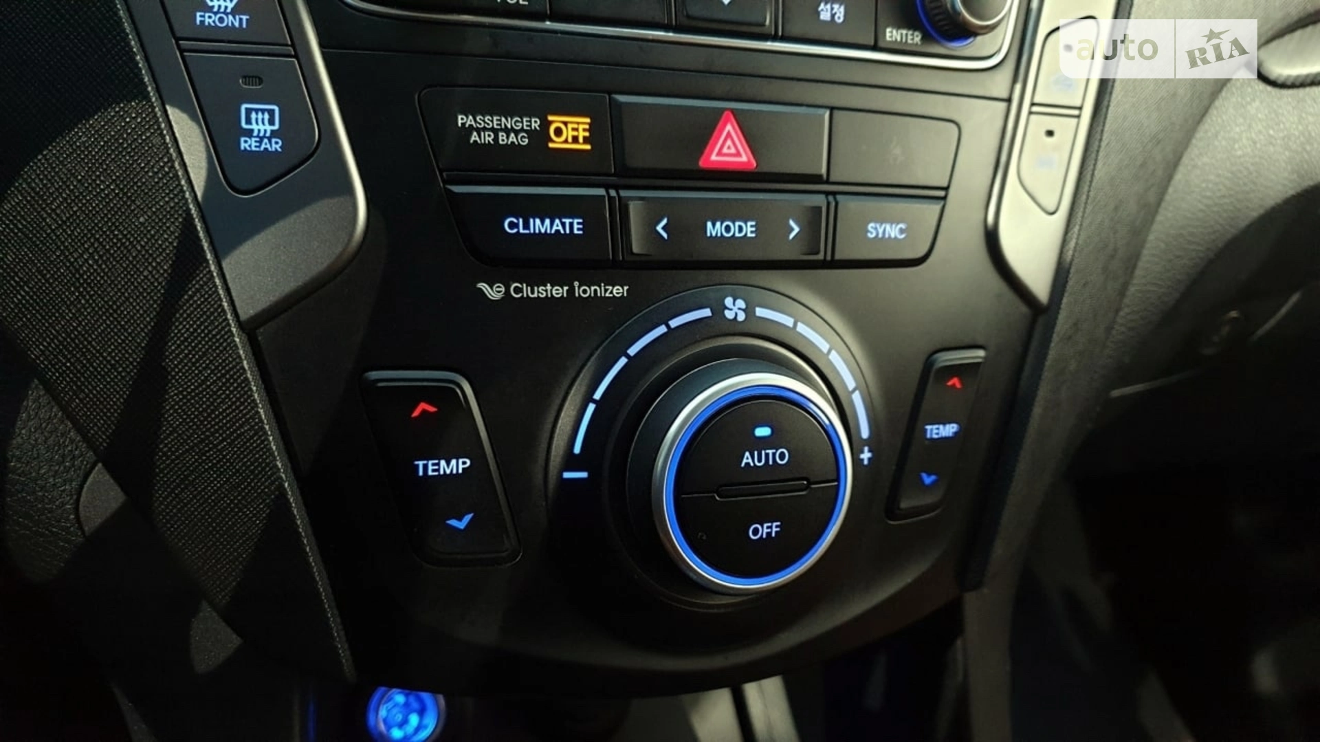 2016 Hyundai Santa Fe - мініатюра 10