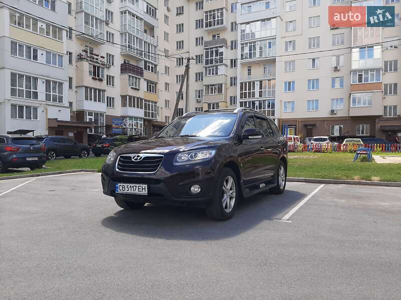 Внедорожник / Кроссовер Hyundai Santa FE 2011 в Чернигове