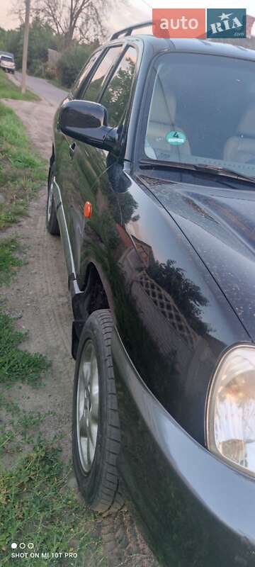 Позашляховик / Кросовер Hyundai Santa FE 2005 в Тростянці