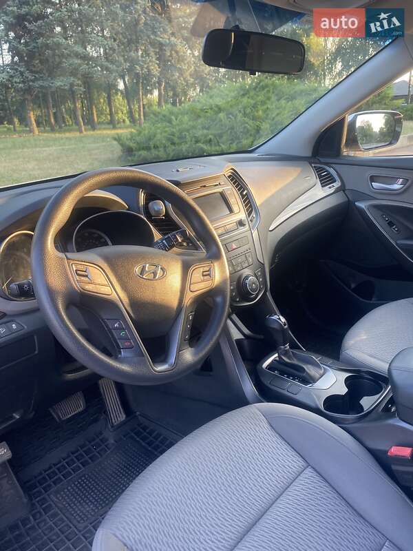 Позашляховик / Кросовер Hyundai Santa FE 2017 в Житомирі