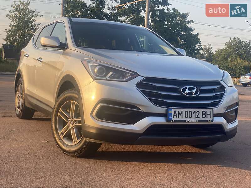 Позашляховик / Кросовер Hyundai Santa FE 2017 в Житомирі