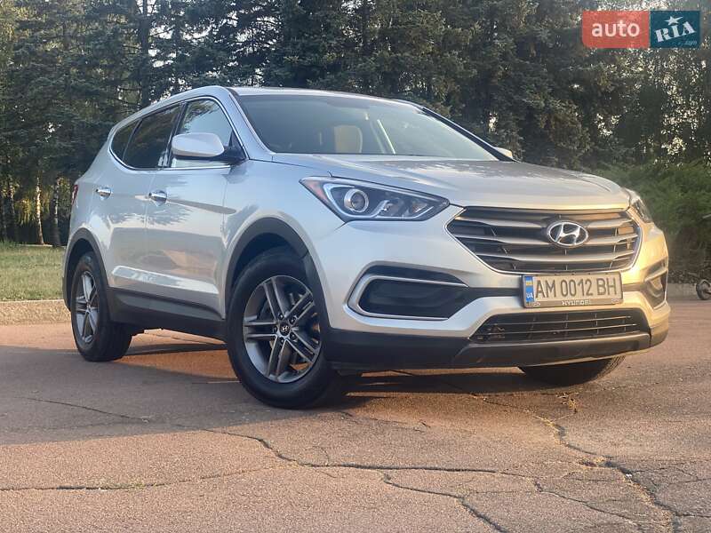 Позашляховик / Кросовер Hyundai Santa FE 2017 в Житомирі