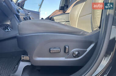 Внедорожник / Кроссовер Hyundai Santa FE 2016 в 