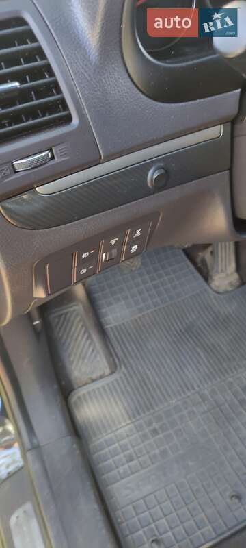 Позашляховик / Кросовер Hyundai Santa FE 2010 в Жашківу