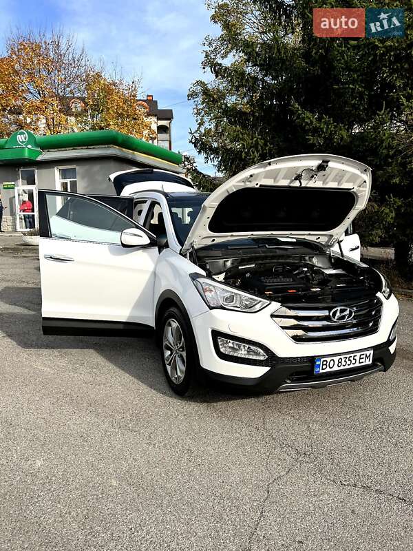 Внедорожник / Кроссовер Hyundai Santa FE 2012 в Тернополе
