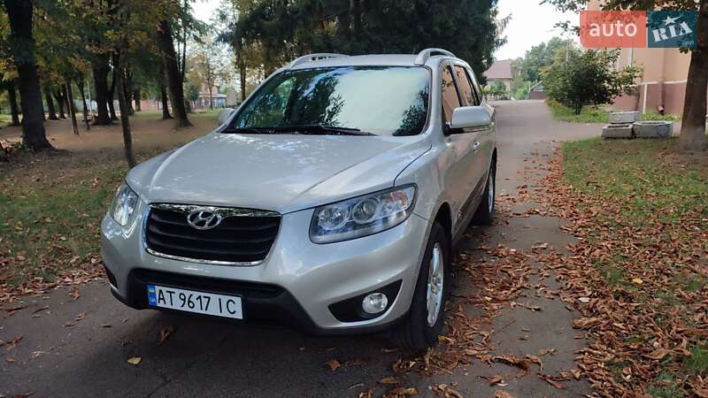 Внедорожник / Кроссовер Hyundai Santa FE 2009 в Калуше