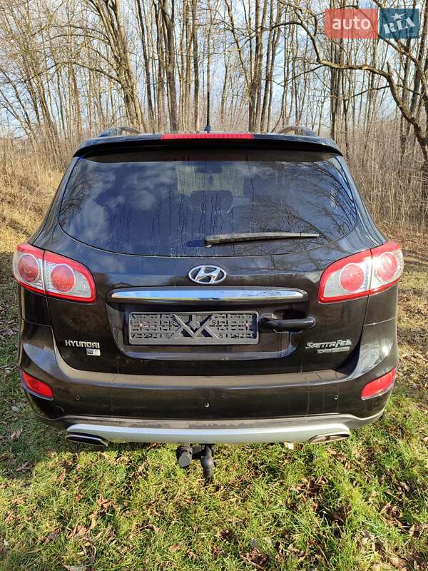 Позашляховик / Кросовер Hyundai Santa FE 2011 в Кельменцях