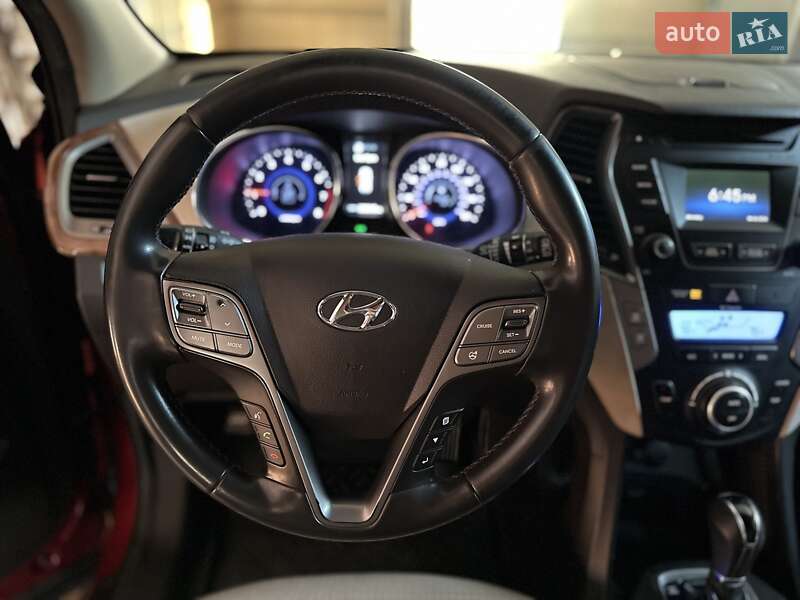 Позашляховик / Кросовер Hyundai Santa FE 2013 в Львові