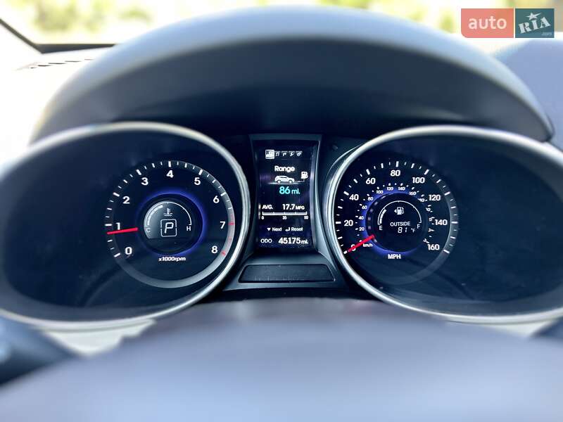 Внедорожник / Кроссовер Hyundai Santa FE 2014 в Хороле