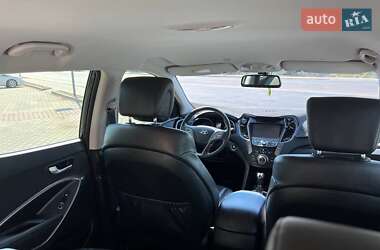 Внедорожник / Кроссовер Hyundai Santa FE 2013 в 