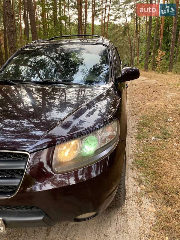 Позашляховик / Кросовер Hyundai Santa FE 2008 в Броварах