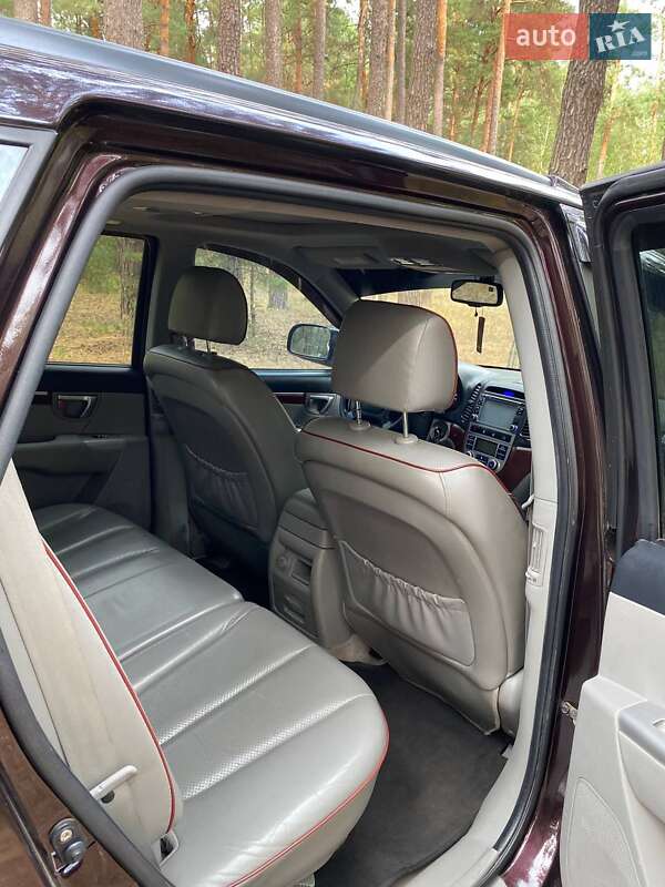 Позашляховик / Кросовер Hyundai Santa FE 2008 в Броварах