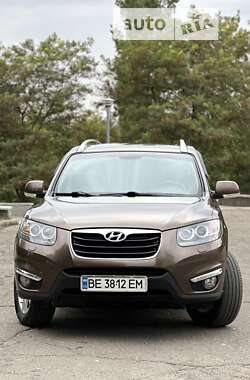 Внедорожник / Кроссовер Hyundai Santa FE 2011 в Южноукраинске