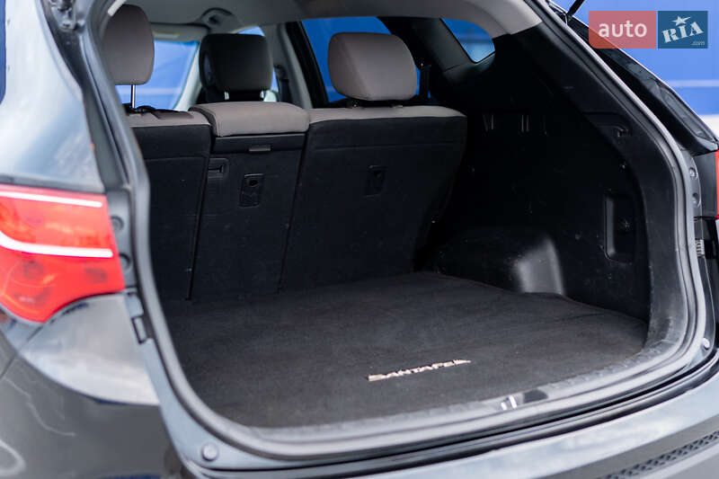 Позашляховик / Кросовер Hyundai Santa FE 2012 в Вінниці