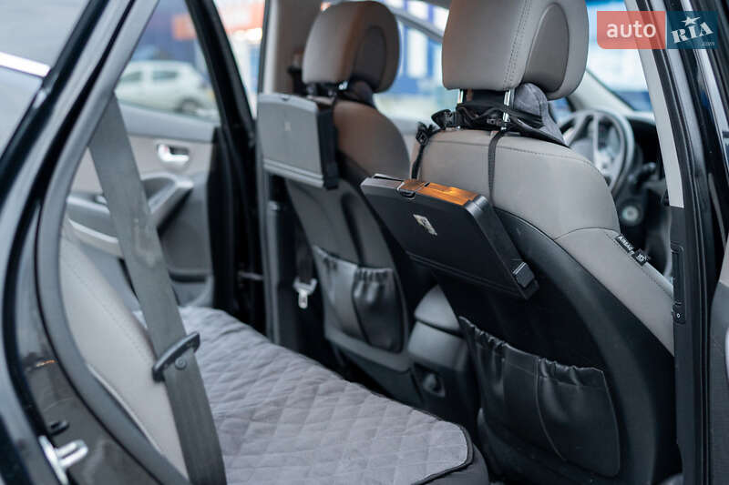 Позашляховик / Кросовер Hyundai Santa FE 2012 в Вінниці