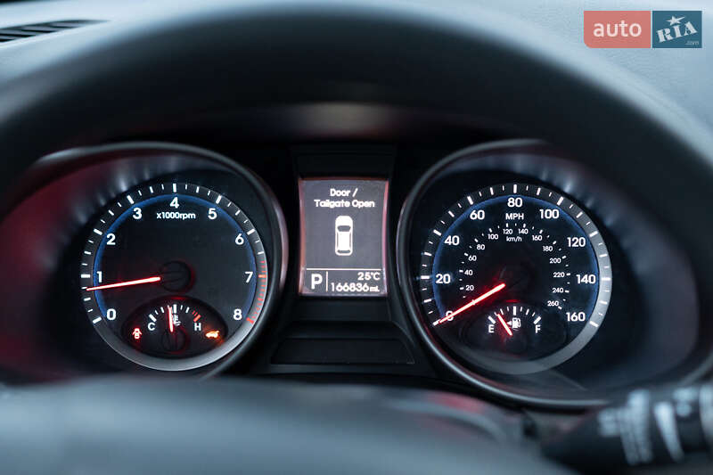 Позашляховик / Кросовер Hyundai Santa FE 2012 в Вінниці