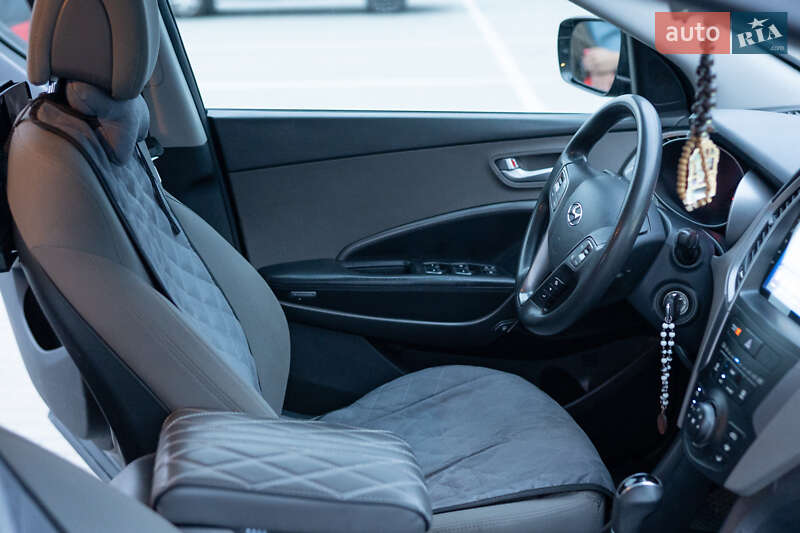 Позашляховик / Кросовер Hyundai Santa FE 2012 в Вінниці