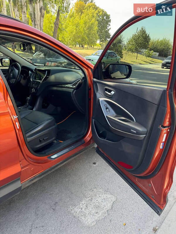 Позашляховик / Кросовер Hyundai Santa FE 2013 в Запоріжжі