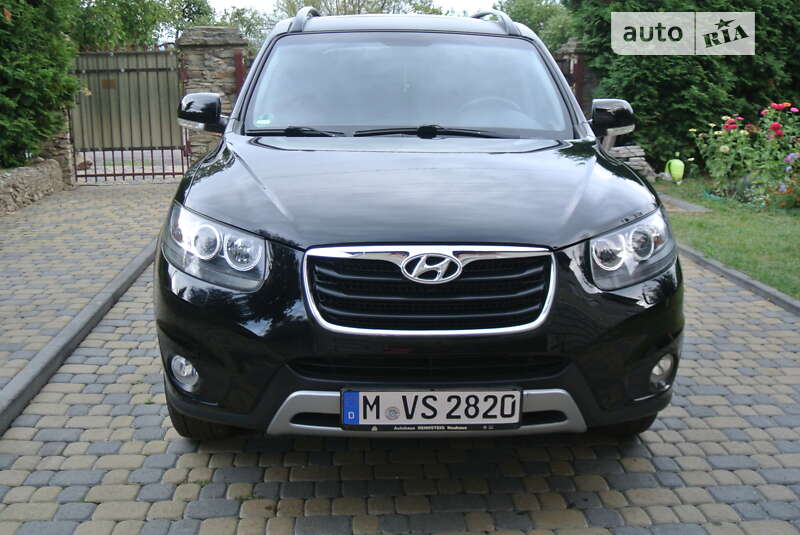 Позашляховик / Кросовер Hyundai Santa FE 2012 в Чернівцях