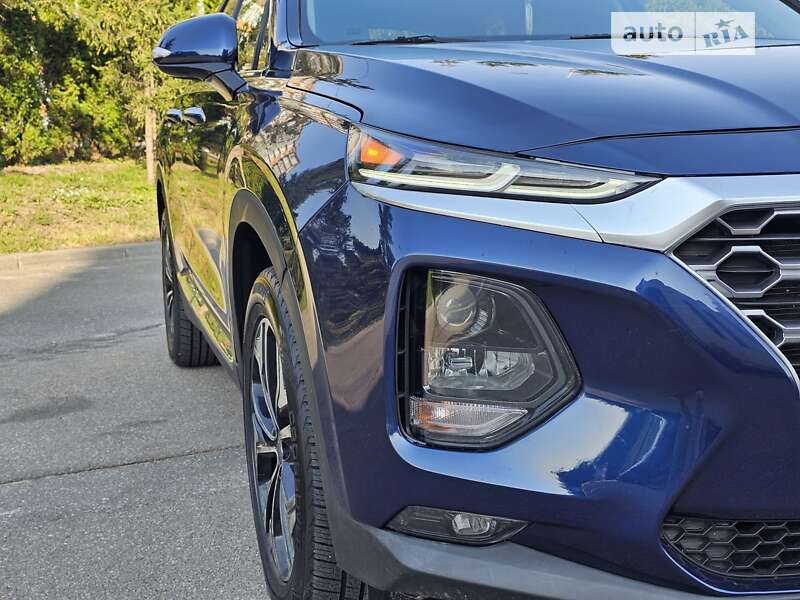Внедорожник / Кроссовер Hyundai Santa FE 2020 в Тернополе