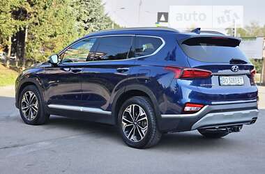 Внедорожник / Кроссовер Hyundai Santa FE 2020 в 