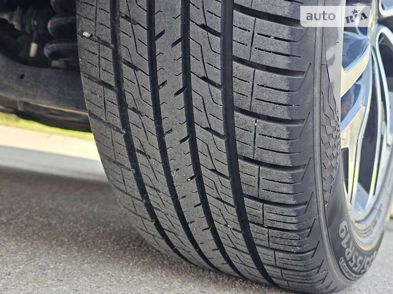 Внедорожник / Кроссовер Hyundai Santa FE 2020 в Тернополе