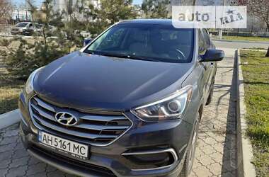 Внедорожник / Кроссовер Hyundai Santa FE 2017 в Киеве