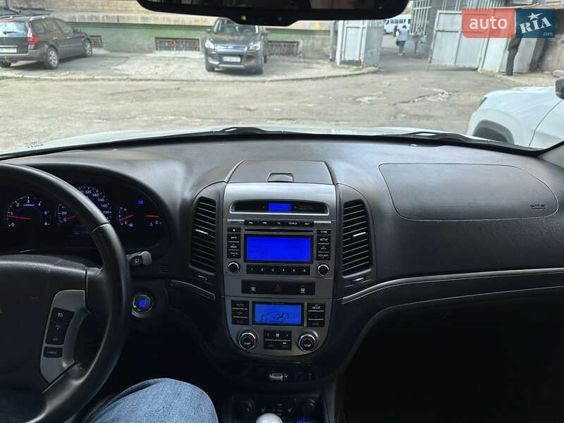 Позашляховик / Кросовер Hyundai Santa FE 2012 в Дніпрі