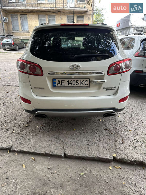 Позашляховик / Кросовер Hyundai Santa FE 2012 в Дніпрі