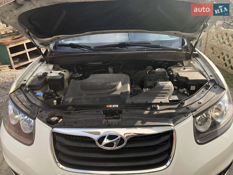 Позашляховик / Кросовер Hyundai Santa FE 2012 в Дніпрі