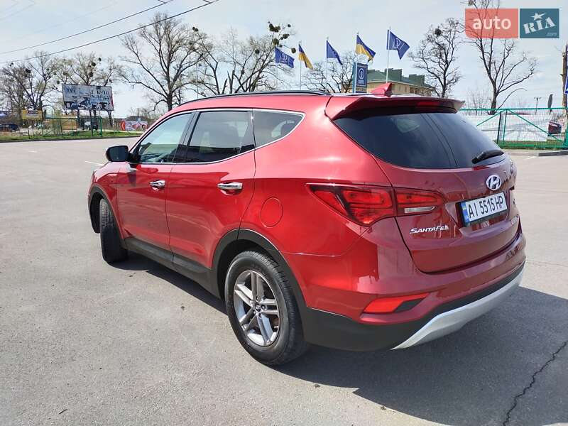 Внедорожник / Кроссовер Hyundai Santa FE 2016 в Бобрике