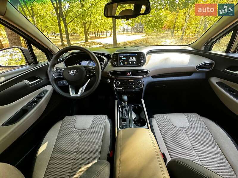 Внедорожник / Кроссовер Hyundai Santa FE 2019 в Днепре