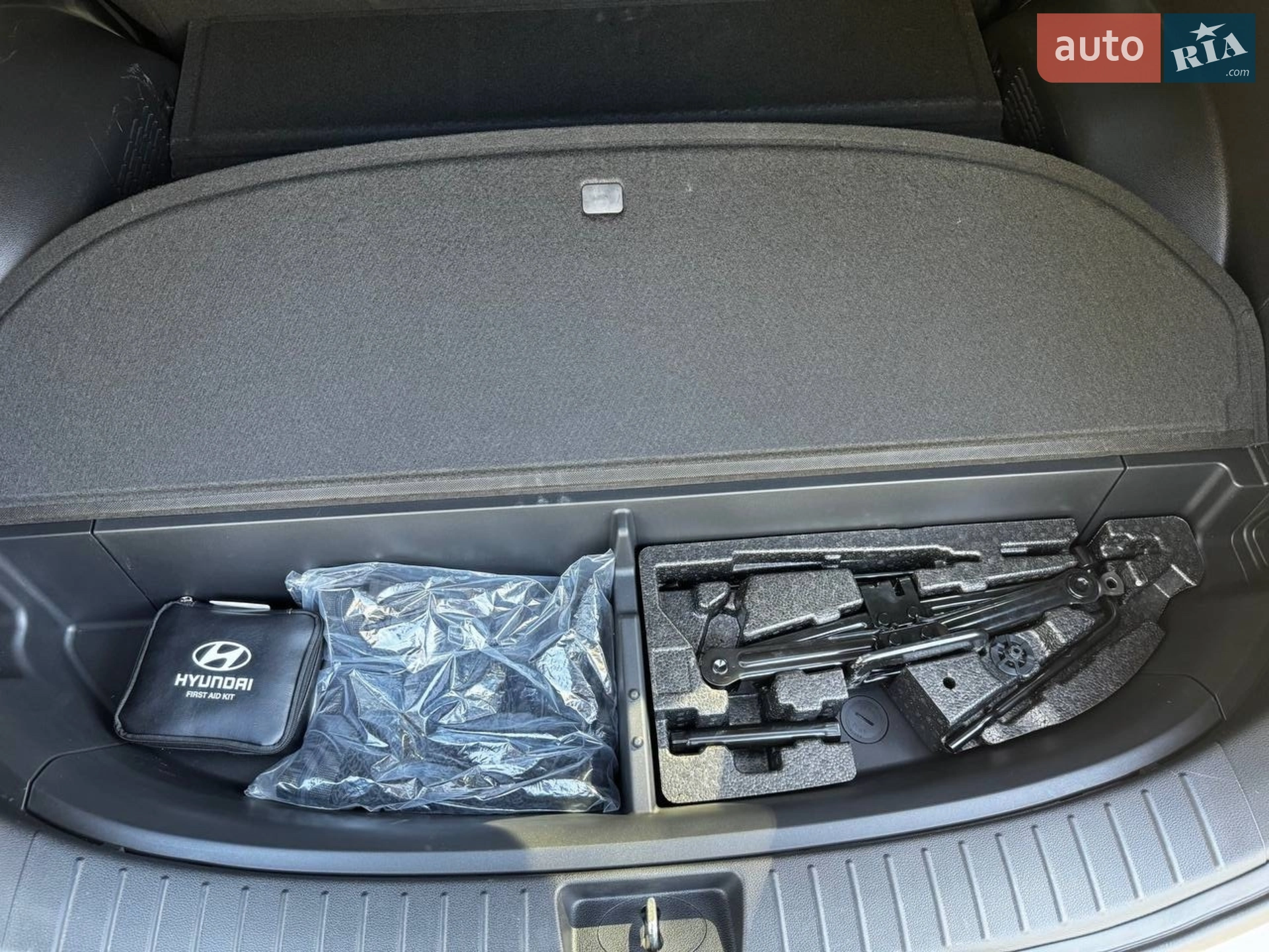 2019 Hyundai Santa Fe - мініатюра 19