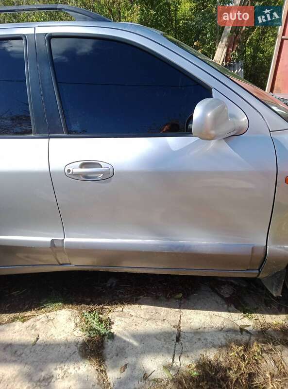 Позашляховик / Кросовер Hyundai Santa FE 2002 в Ямполі