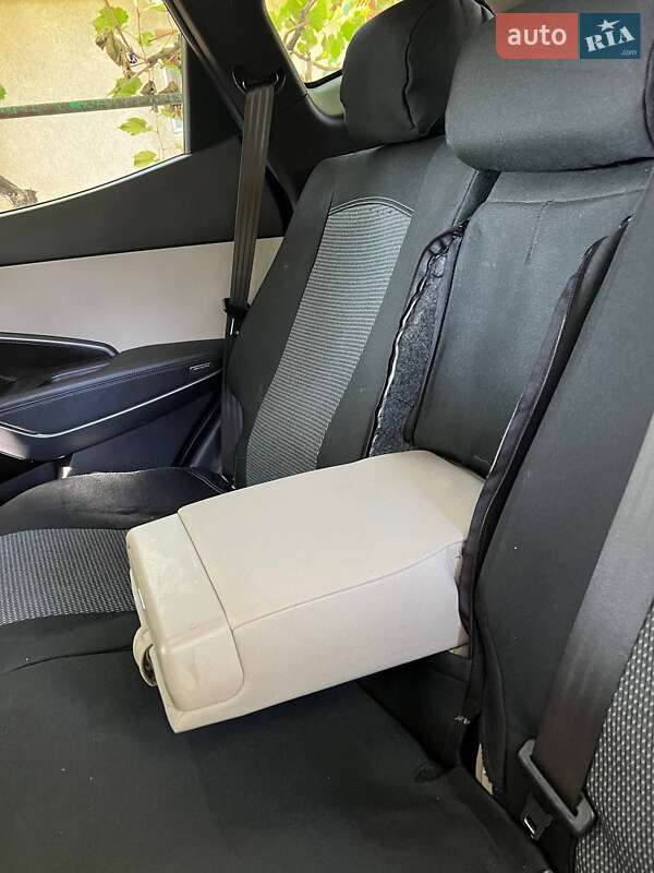 Позашляховик / Кросовер Hyundai Santa FE 2012 в Одесі