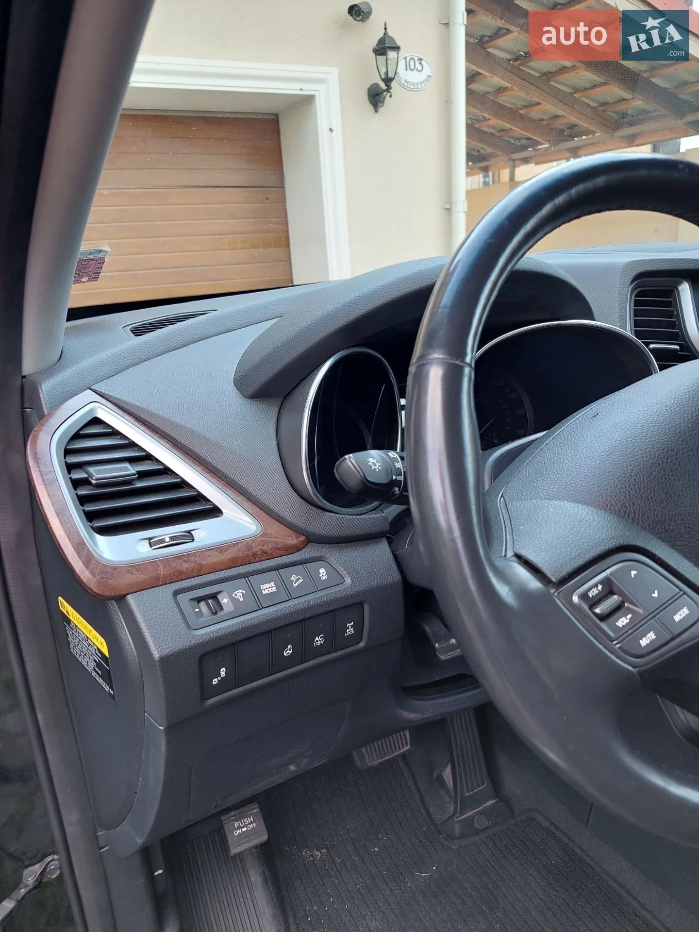 2016 Hyundai Santa Fe - мініатюра 18