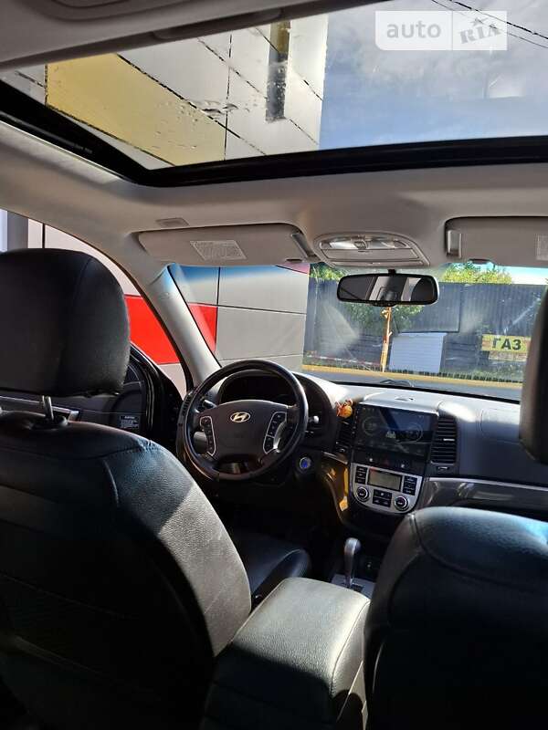 Внедорожник / Кроссовер Hyundai Santa FE 2011 в Черкассах