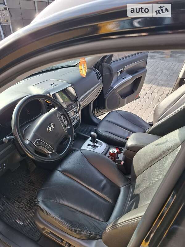 Внедорожник / Кроссовер Hyundai Santa FE 2011 в Черкассах